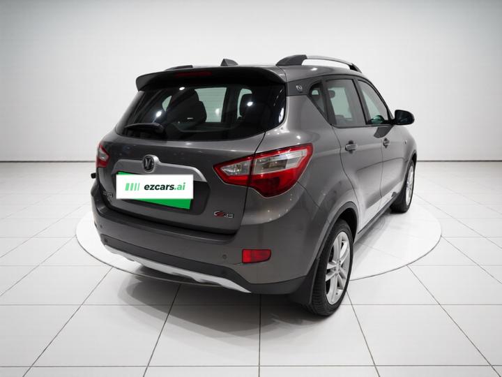 CS35 2015 1.6L MT Luxury IV photo 4