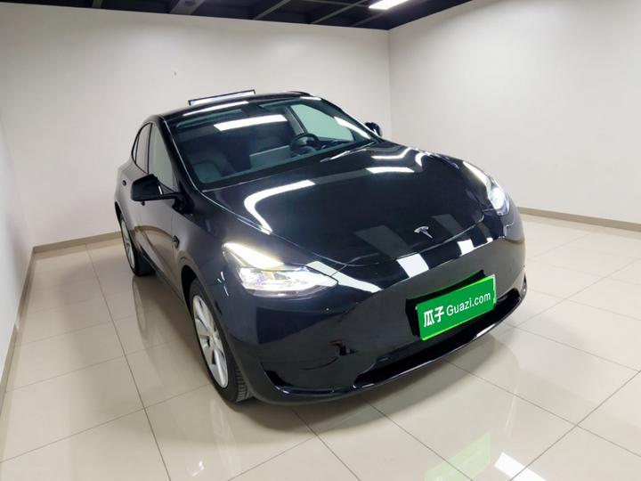 Model Y 2022 Facelift RWD photo 3