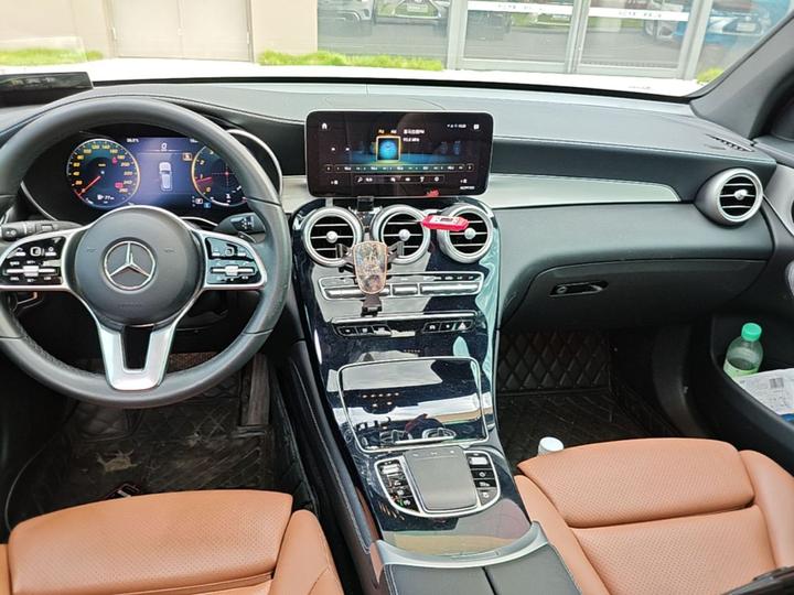 GLC 2021 GLC 260 L 4MATIC Dynamic photo 8