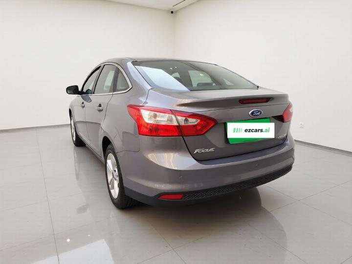 Focus 2012 Sedan 1.6L AT photo 4