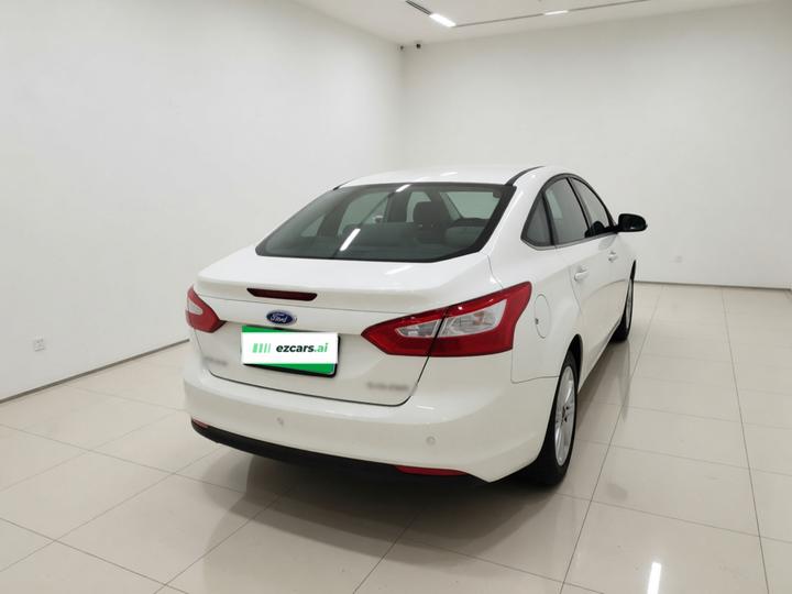 Focus 2012 Sedan 1.6L AT photo 5
