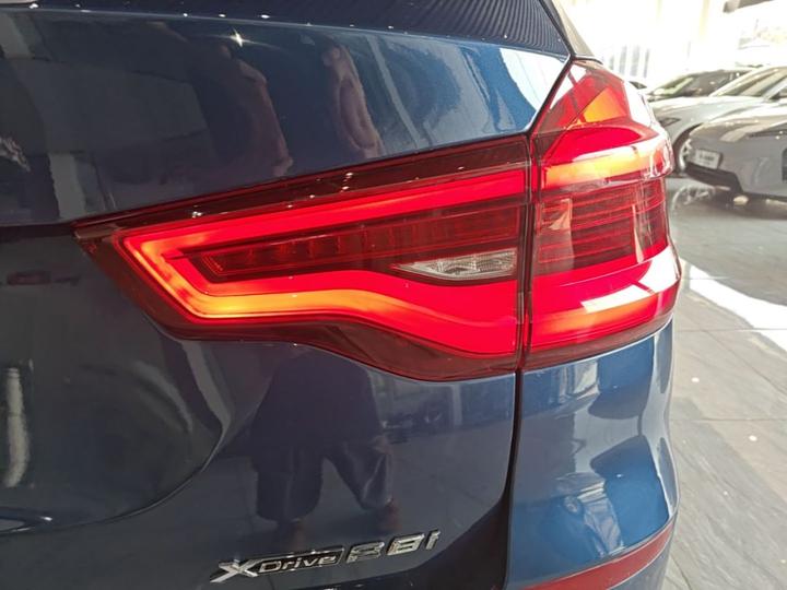X3 2020 xDrive28i Luxury photo 7