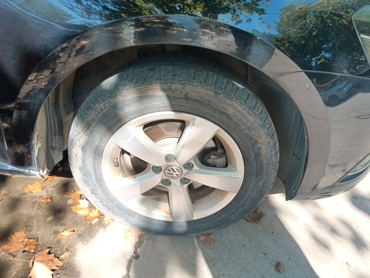 Lavida 2015 1.6L MT photo 8