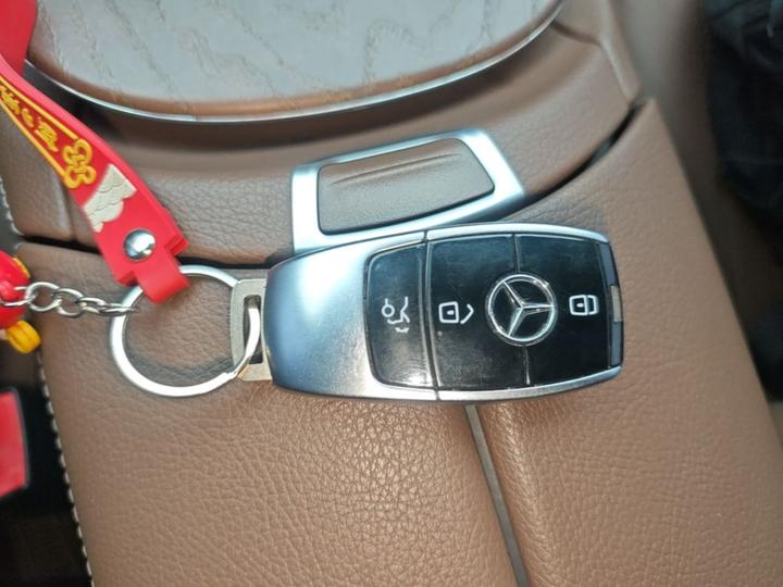 E-Class 2020 Facelift E 300 L Fashion photo 8