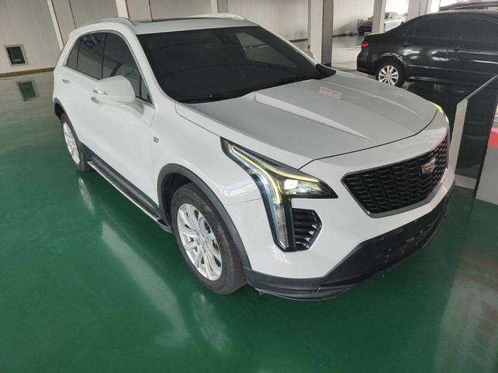XT4 2018 28T RWD Tech photo 3