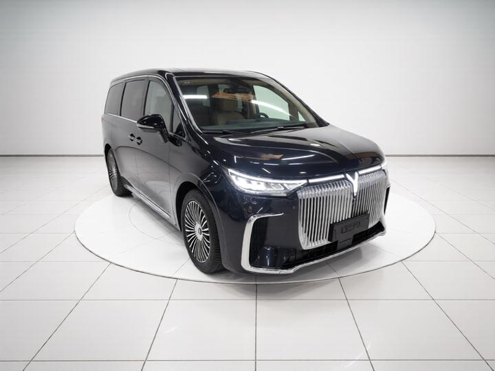 Voyah Dreamer 2025 PHEV AWD Flagship photo 3
