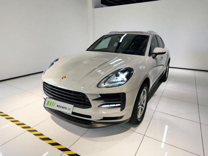 2018 Macan 2.0T