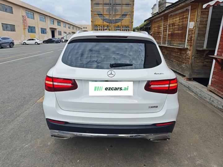 GLC 2017 GLC 200 4MATIC photo 5