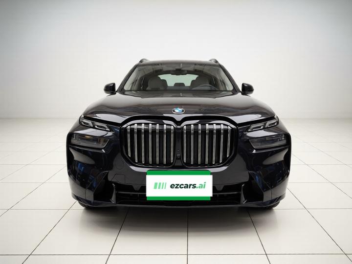 X7 2023 xDrive40i Leading Luxury photo 2