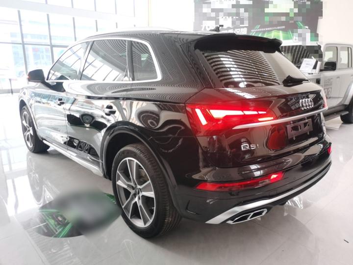 Q5L 2022 Facelift 45T Luxury Dynamic photo 4