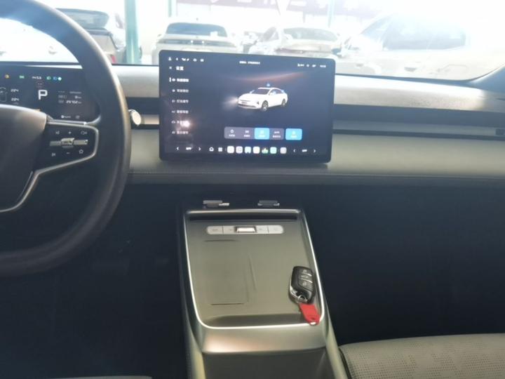 D6 2025 520km Smart photo 8