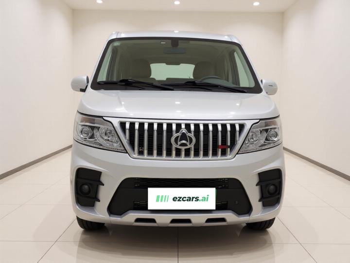 Changan M60 2023 1.5L GDI Comfort Bus 6/7-Seater photo 2