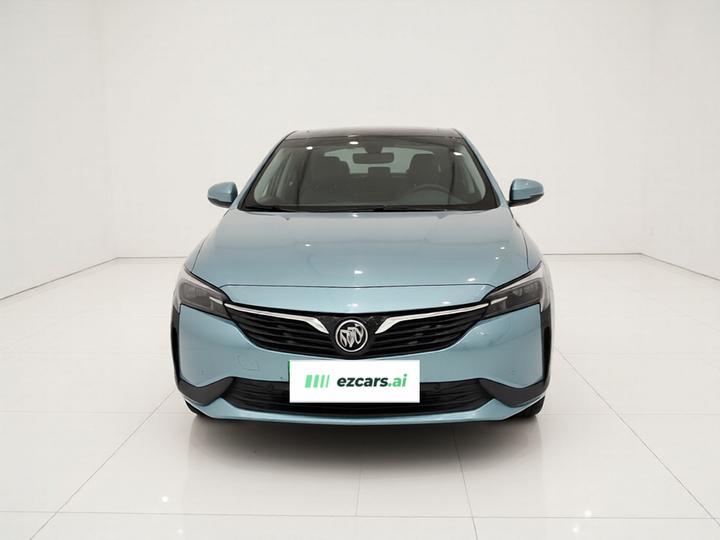 6 2020 PHEV photo 2