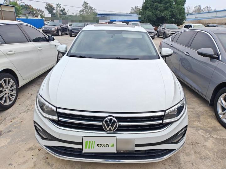 Bora 2023 200TSI DSG photo 2