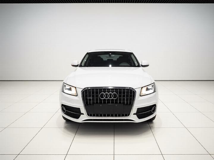 Q5 2017 Plus 40 TFSI Progressive photo 2