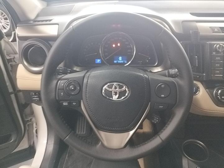 RAV4 2015 2.0L CVT AWD photo 6