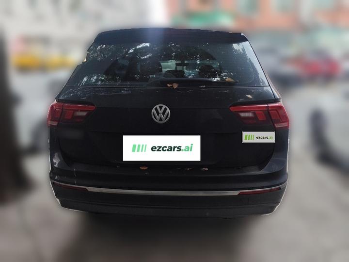 Tiguan L 2019 330TSI AT RWD Luxury China V photo 5