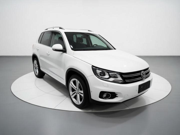Tiguan 2011 2.0TSI R-Line photo 3