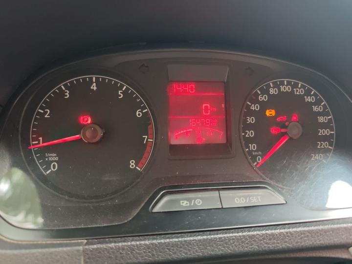 2015 1.6L MT Comfort photo 8