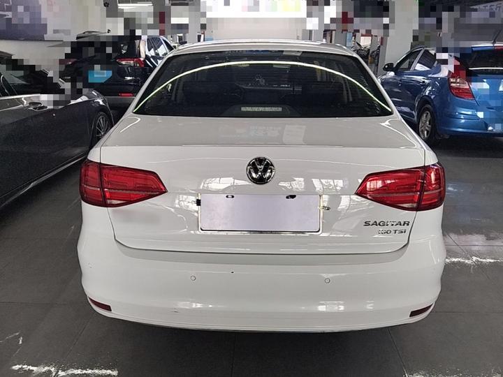 Sagitar 2018 180TSI DSG Exclusive photo 3