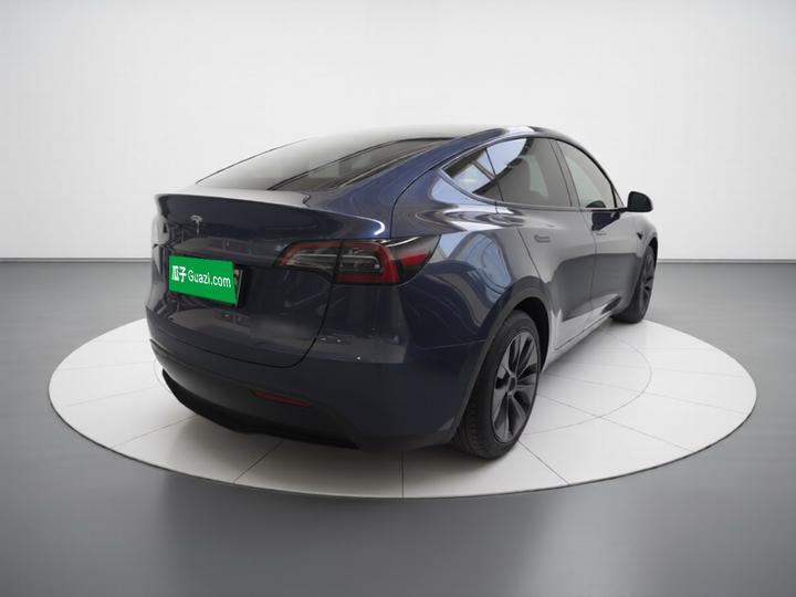 Model Y 2024 RWD photo 6