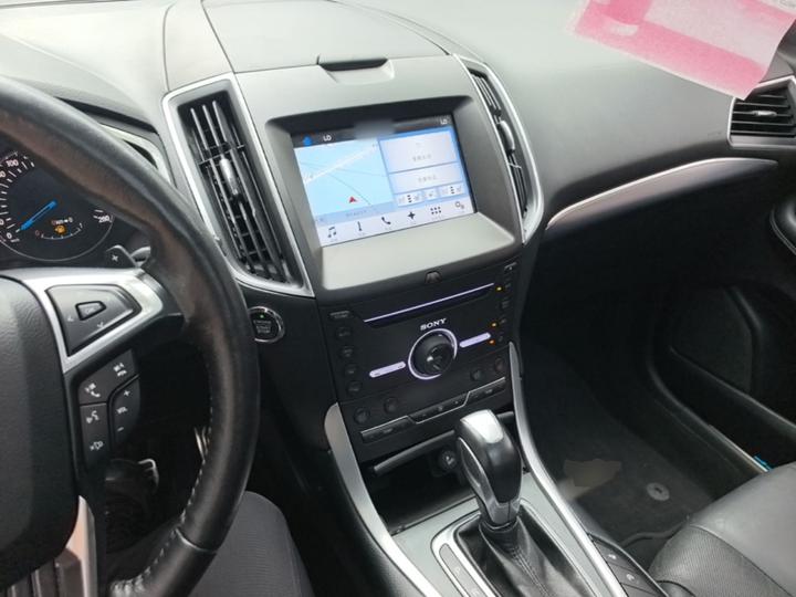 Edge 2016 EcoBoost 245 AWD 7-Seater photo 5