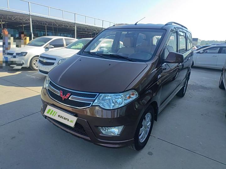 Wuling Hongguang 2014 1.5L S Standard