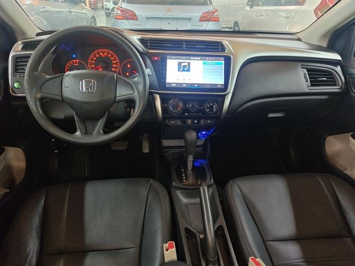 2017 1.5L CVT Comfort photo 2