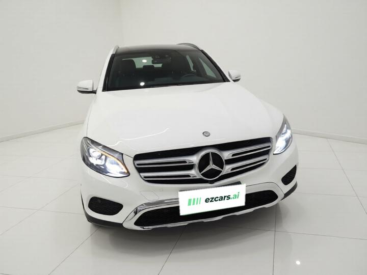 GLC 2016 GLC 260 4MATIC Luxury photo 3