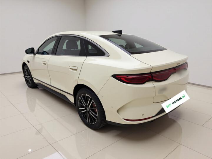 Qin L 2025 EV 545KM photo 4