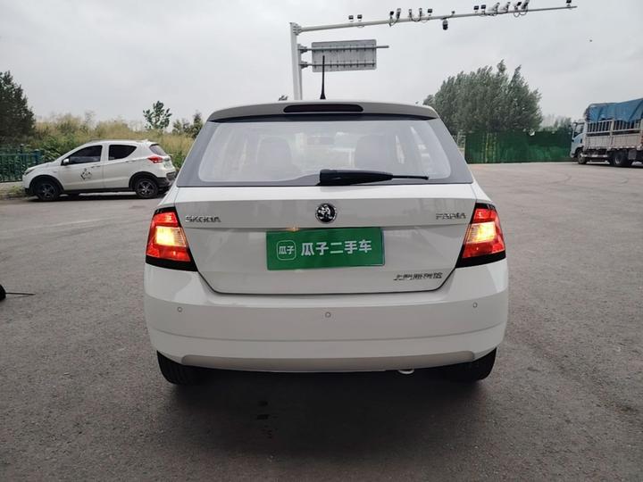 Fabia 2017 1.4L AT photo 3