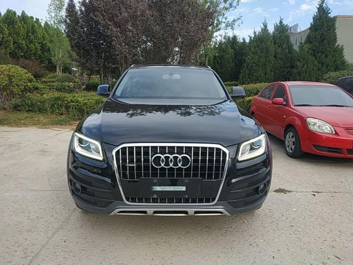 Q5 2017 Plus 40 TFSI Tech photo 2