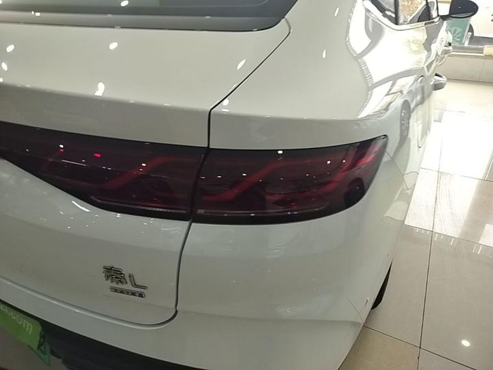 Qin L 2025 DM-i ADAS 80KM Leading photo 7
