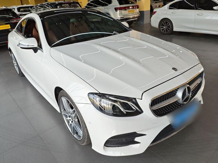 E-Class Imported 2020 E 260 4MATIC Coupe photo 3