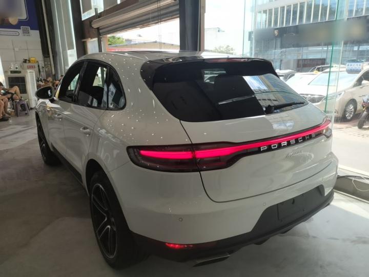 2021 Macan 2.0T photo 4