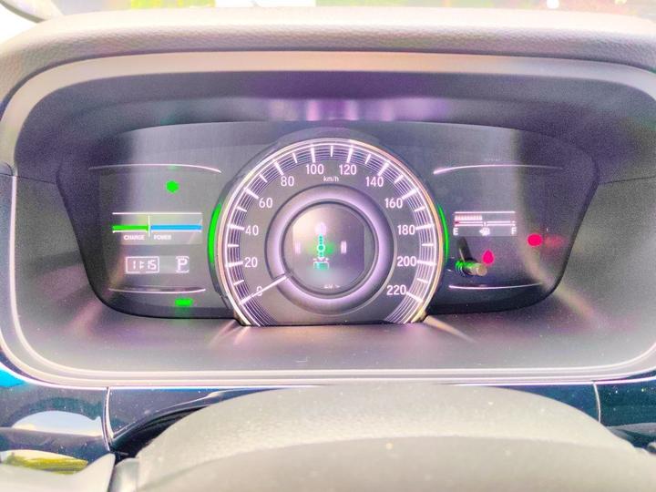 Elysion 2019 2.0L Hybrid Luxury photo 4
