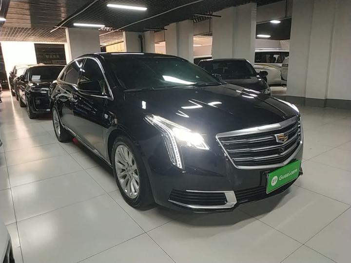 XTS 2018 28T Tech photo 3