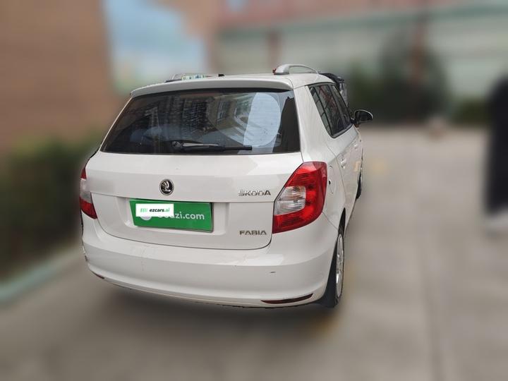 Fabia 2014 1.4L MT photo 5
