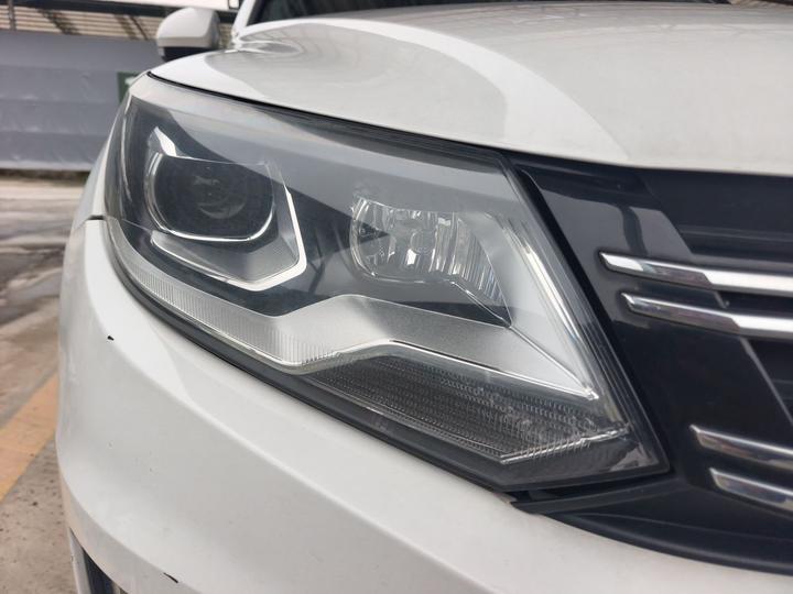 Tiguan 2016 280TSI AT RWD Comfort photo 7