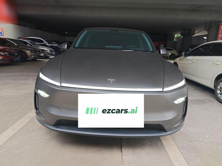 Model Y 2025 RWD photo 2