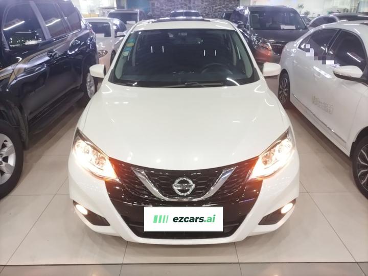Tiida 2016 1.6L CVT photo 2