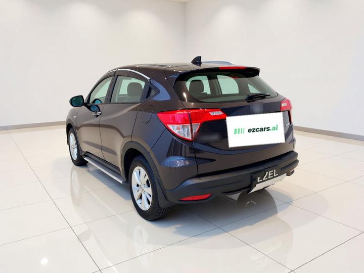Vezel 2015 1.8L CVT RWD Elite photo 4