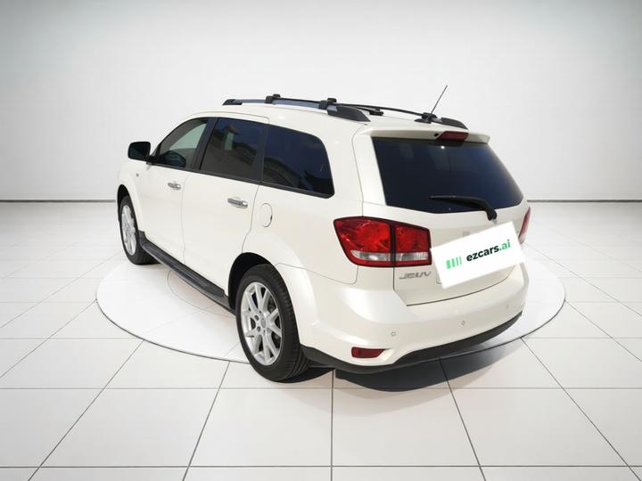 Dodge 2013 2.4L RWD photo 4