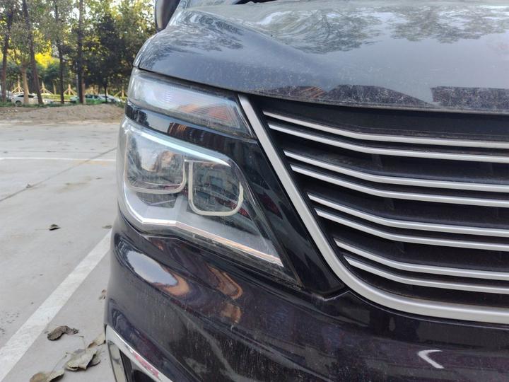Lingzhi 2022 M5 1.6L 7-Seater photo 7