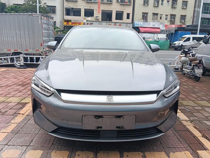 Qin PLUS 2021 EV 500KM Luxury photo 2