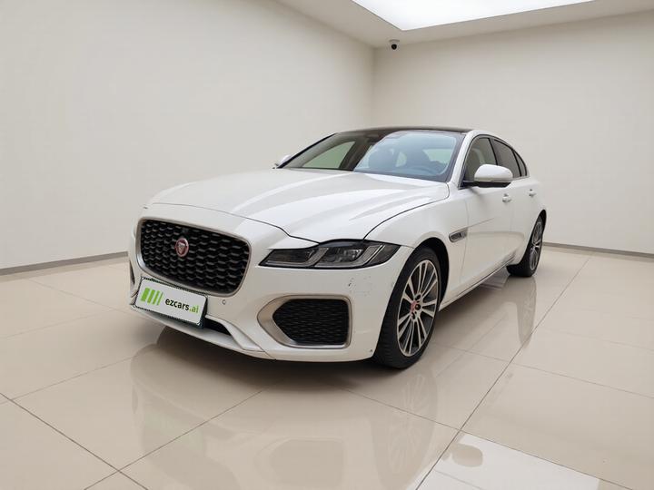 XFL 2022 XFL 2.0T P250 RWD Exclusive Luxury