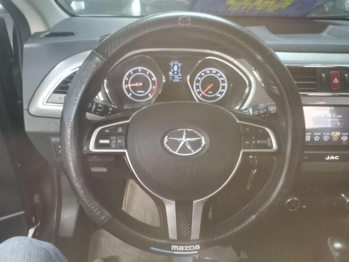 JAC Refine S2 2015 1.5L CVT Luxury Smart photo 2