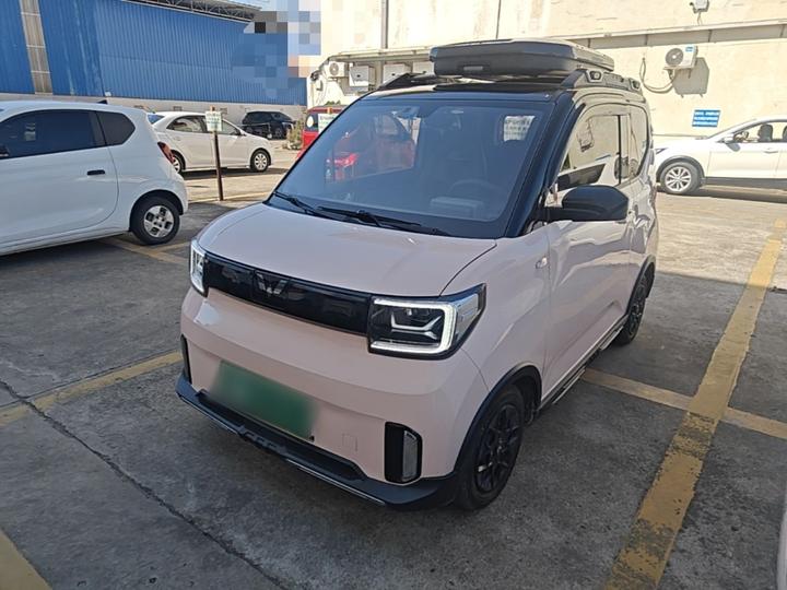 Hongguang MINIEV 2022 GAMEBOY 300km LFP