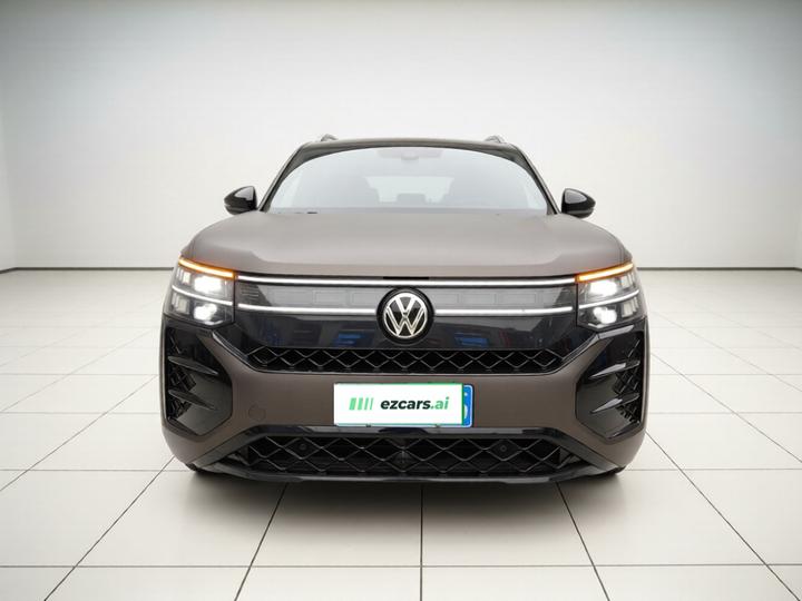 2025 Teramont Pro 450TSI AWD photo 2