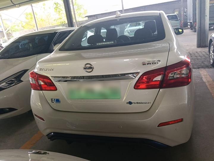 Sylphy EV 2018 photo 5